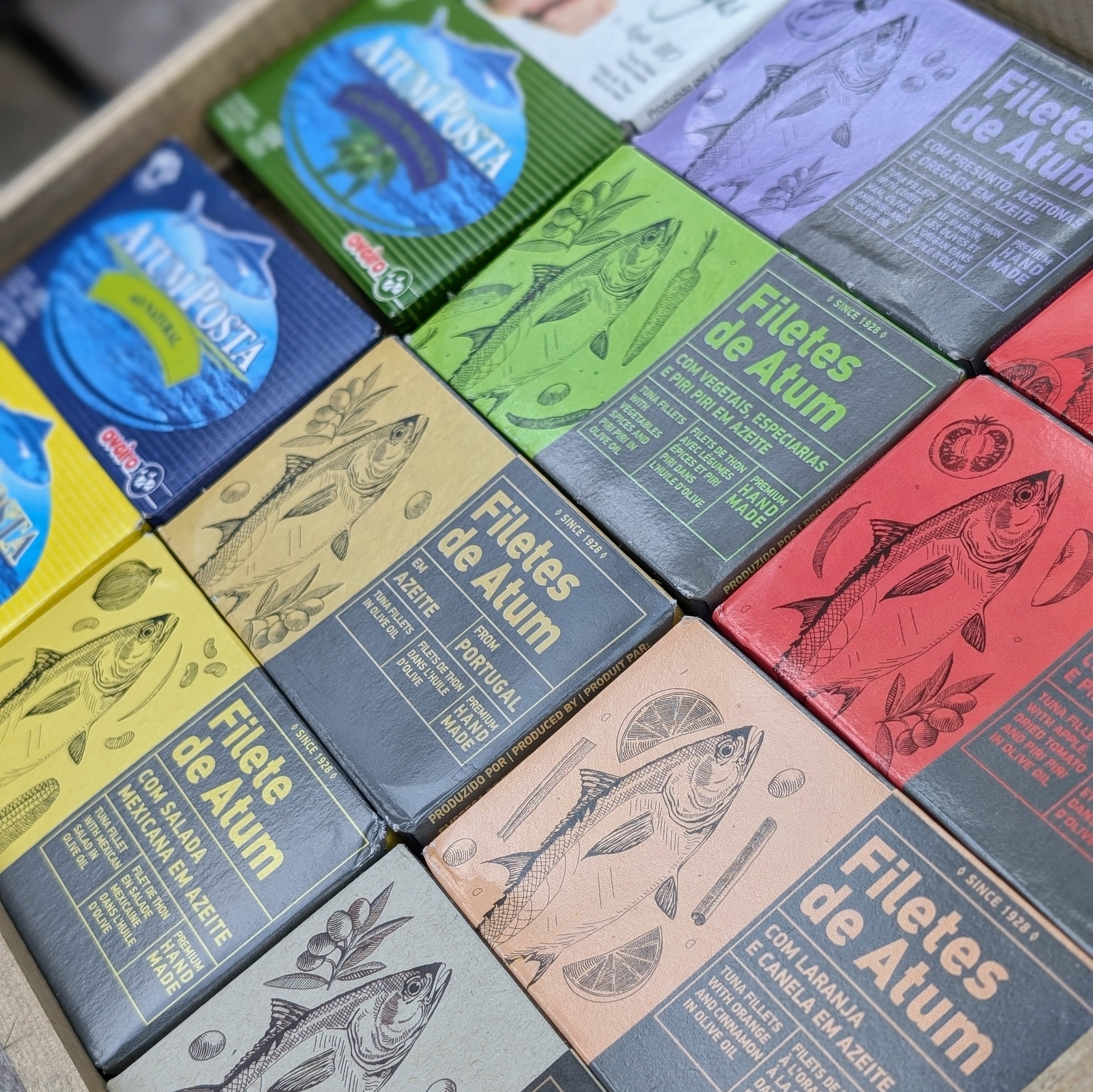 Gavekurv - "Tun Me Up" med 12 forskellige tunfisk varianter