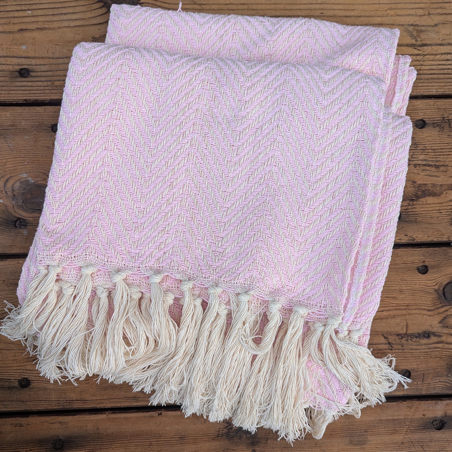 Plaid, vævet bomuld 135 x 200 cm., Sildebensmønster - Pink